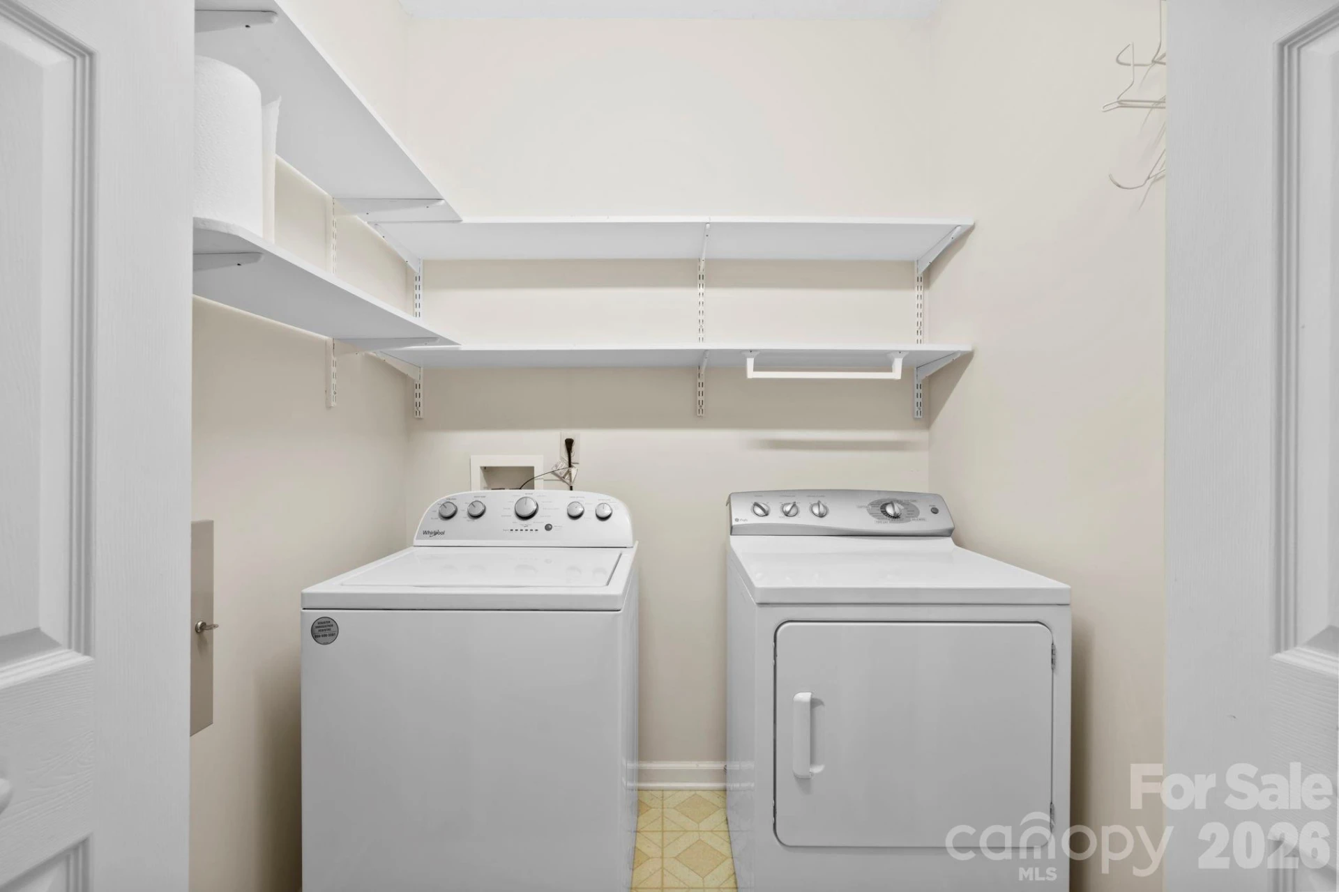 390 Classic Oaks Circle - Photo 18