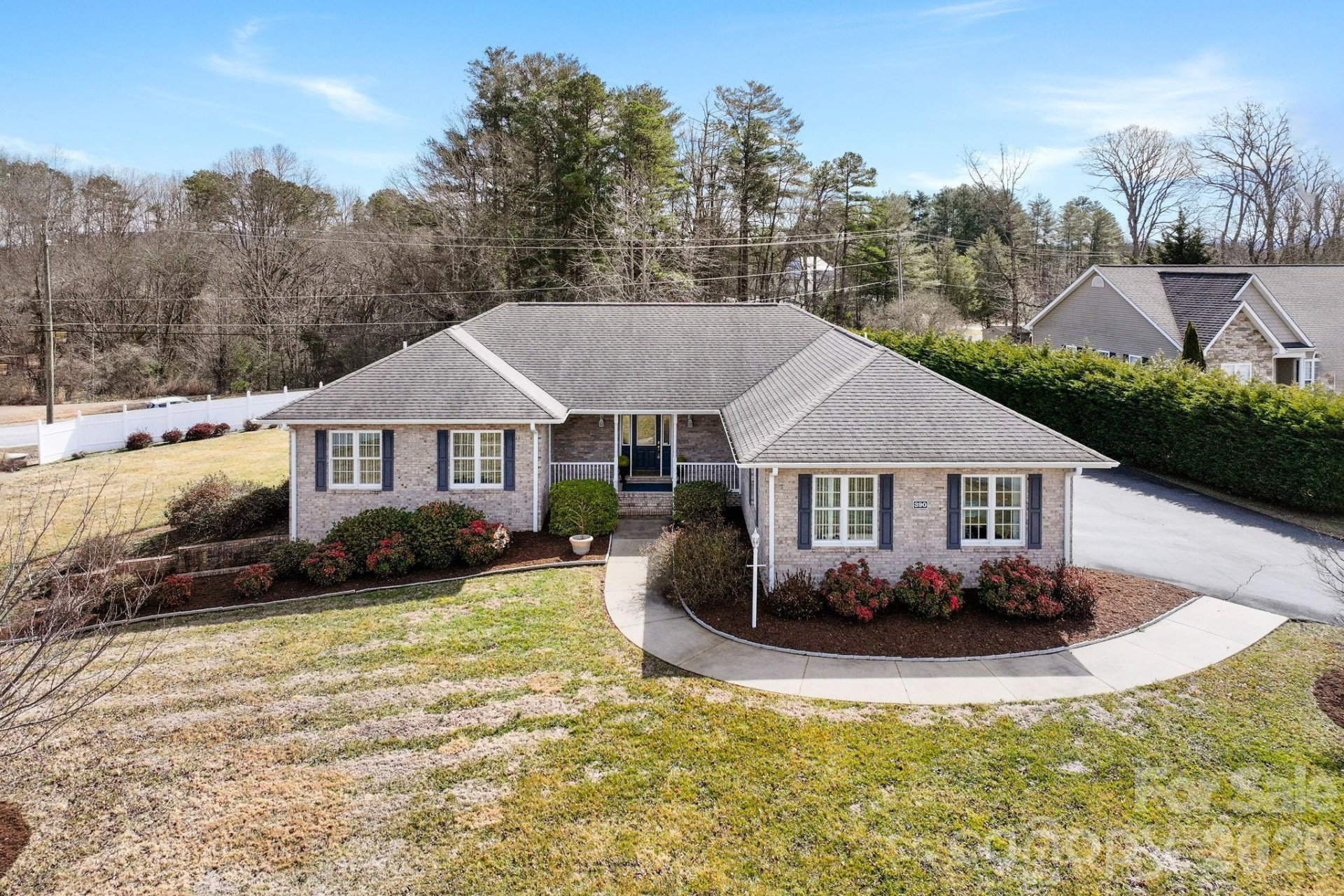 390 Classic Oaks Circle - Photo 32