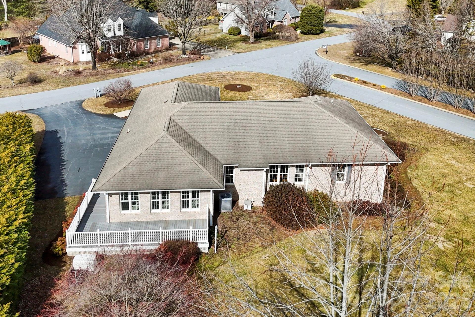 390 Classic Oaks Circle - Photo 33