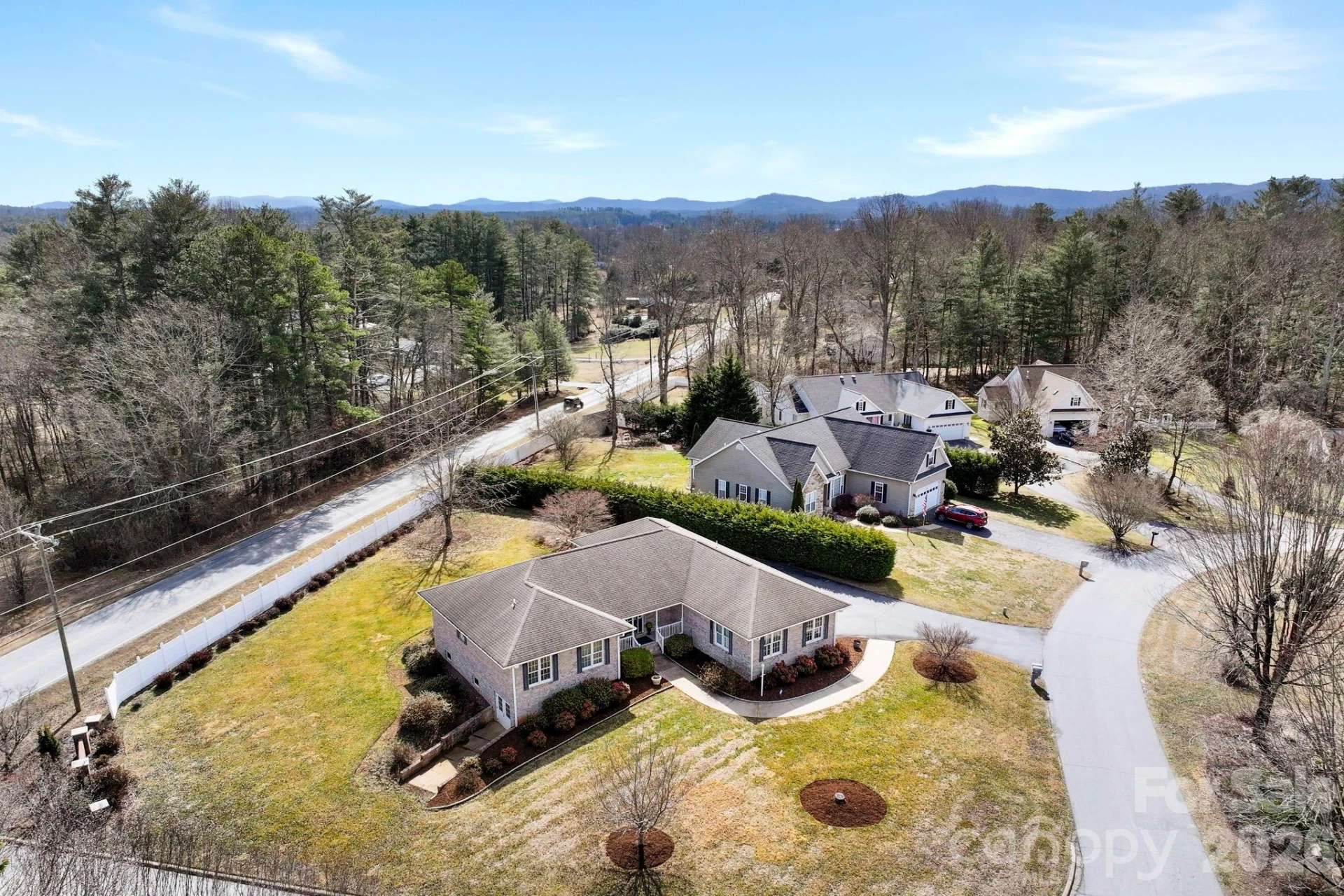 390 Classic Oaks Circle - Photo 34