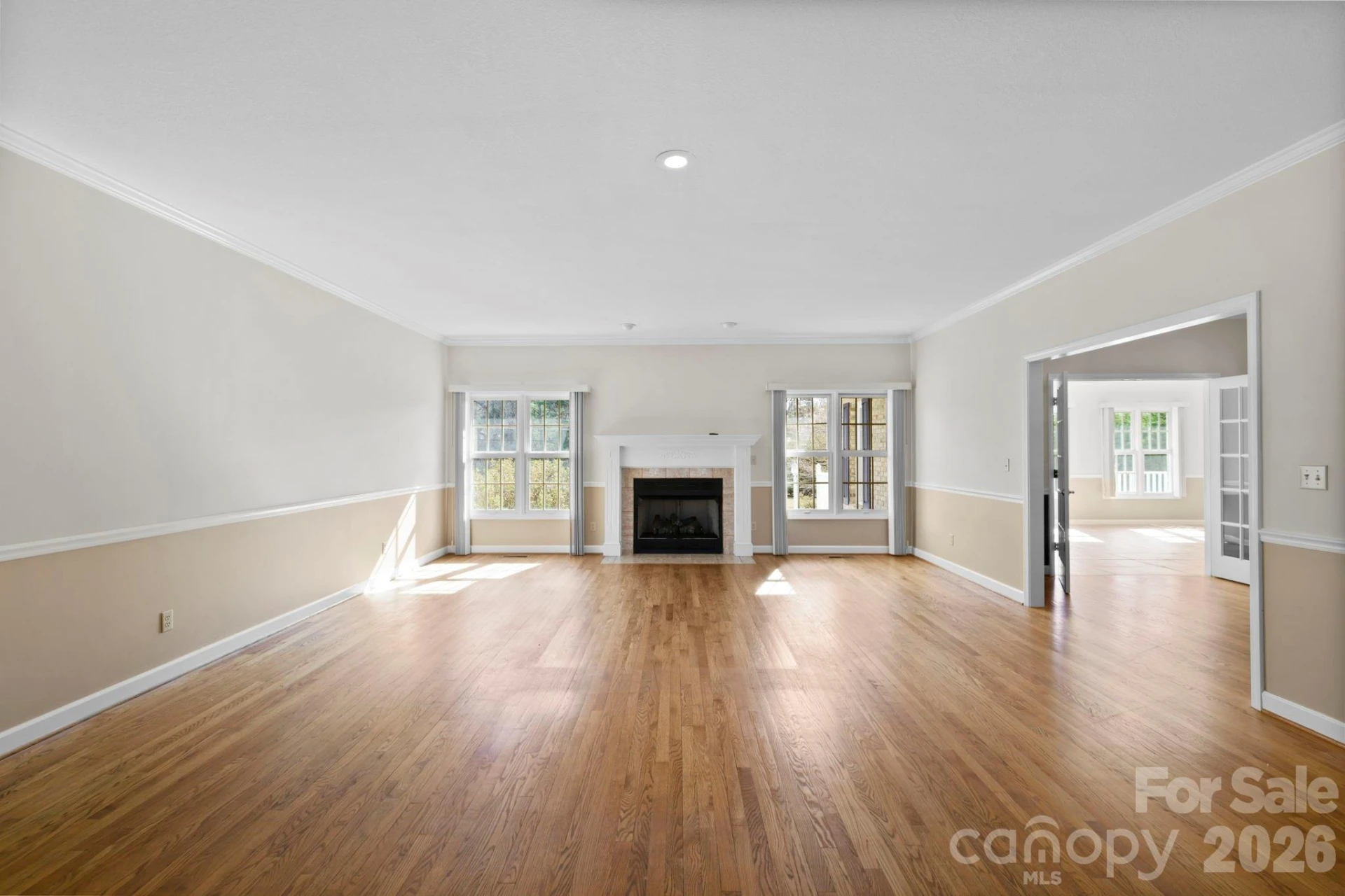 390 Classic Oaks Circle - Photo 5