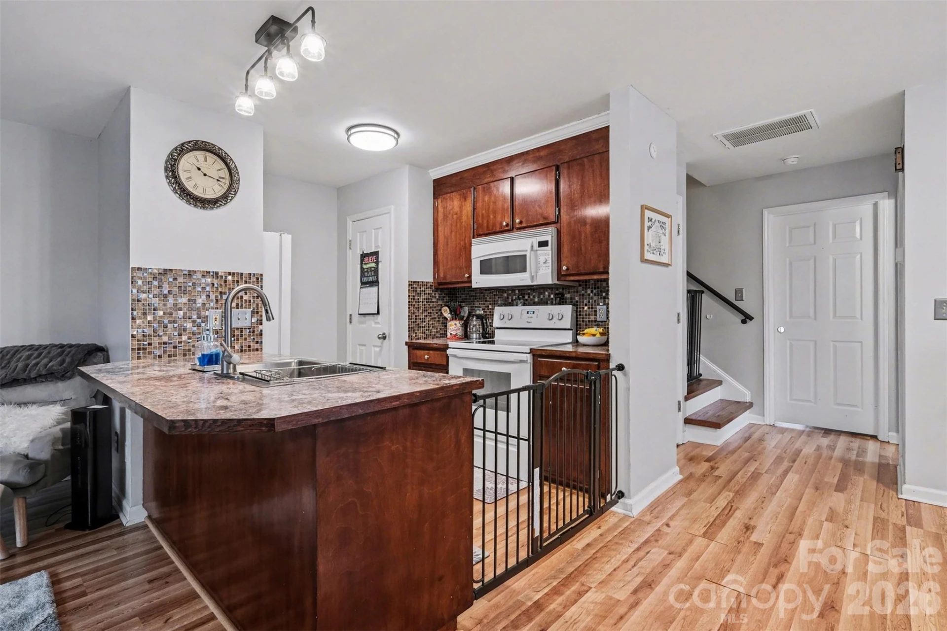 3240 Carlyle Drive - Photo 12