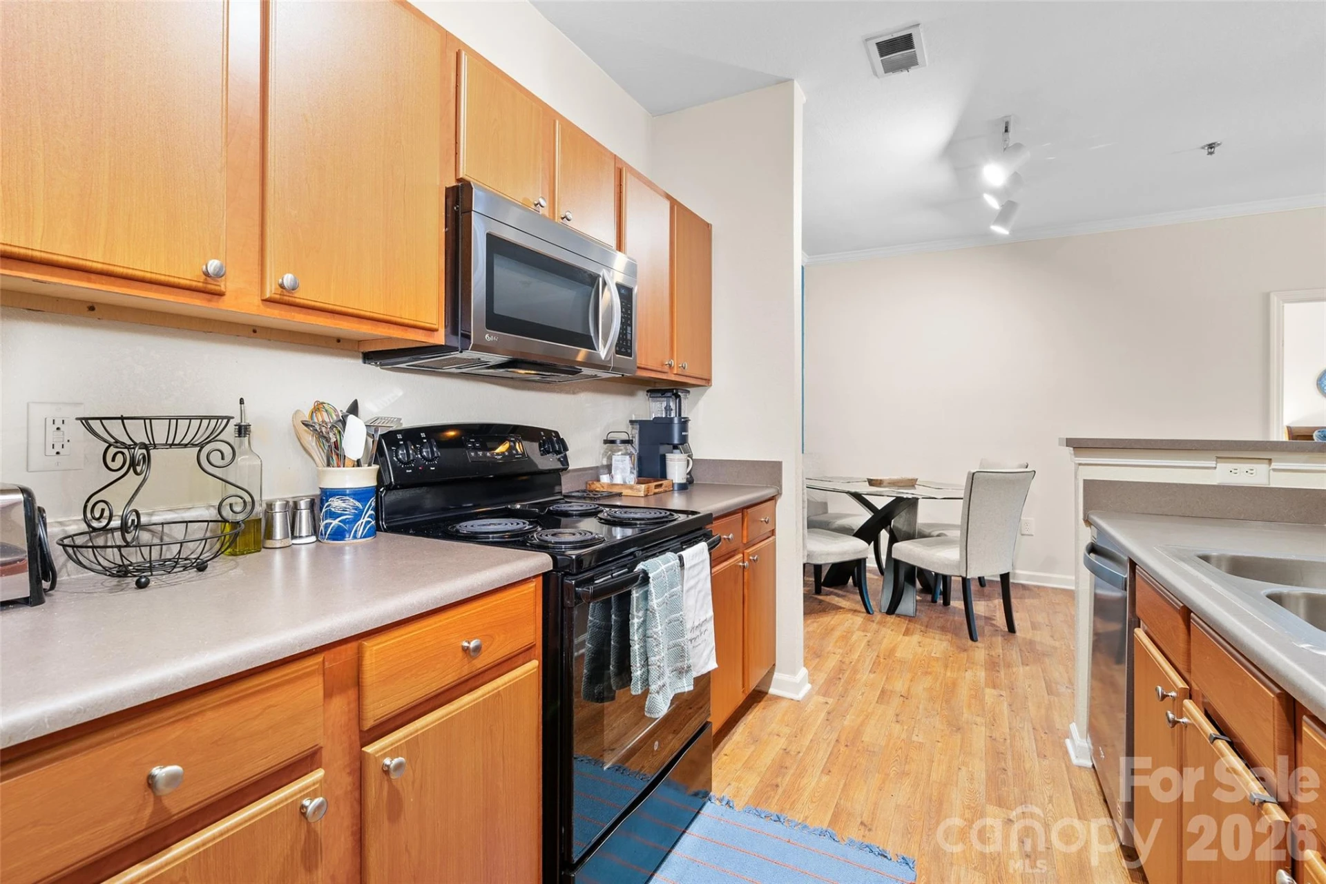 900 Vista Lake Drive #301 - Photo 7