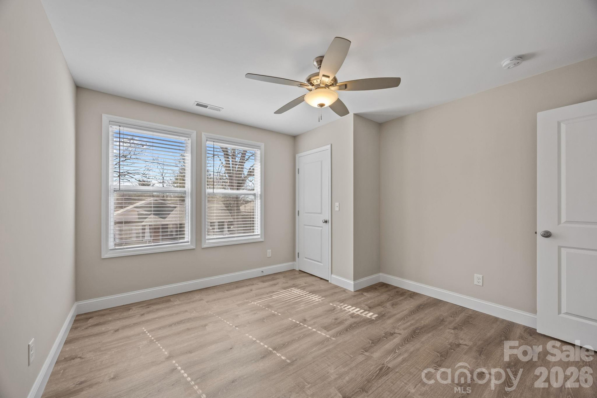 88 Winston Avenue - Photo 25