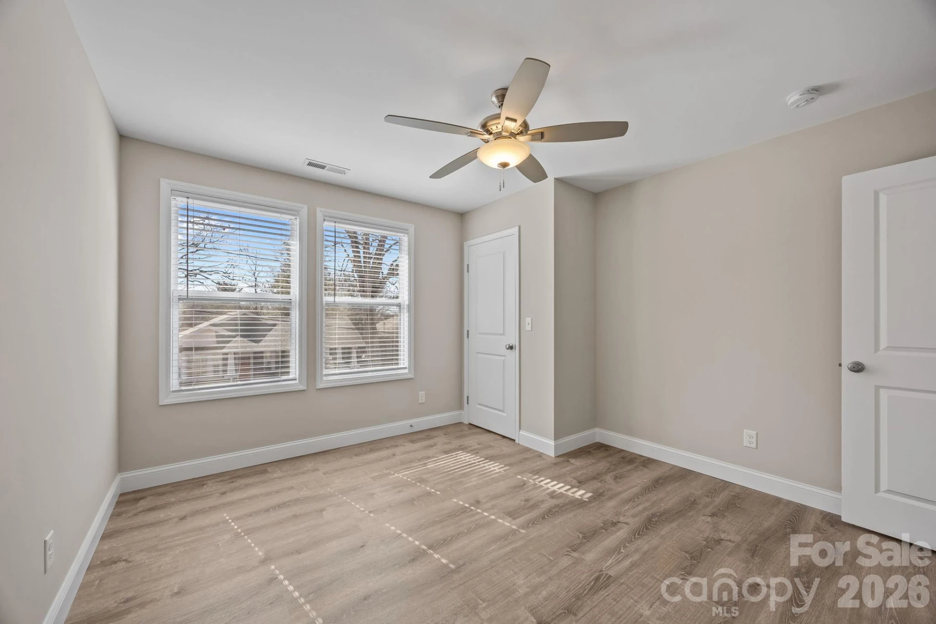 88 Winston Avenue - Photo 25