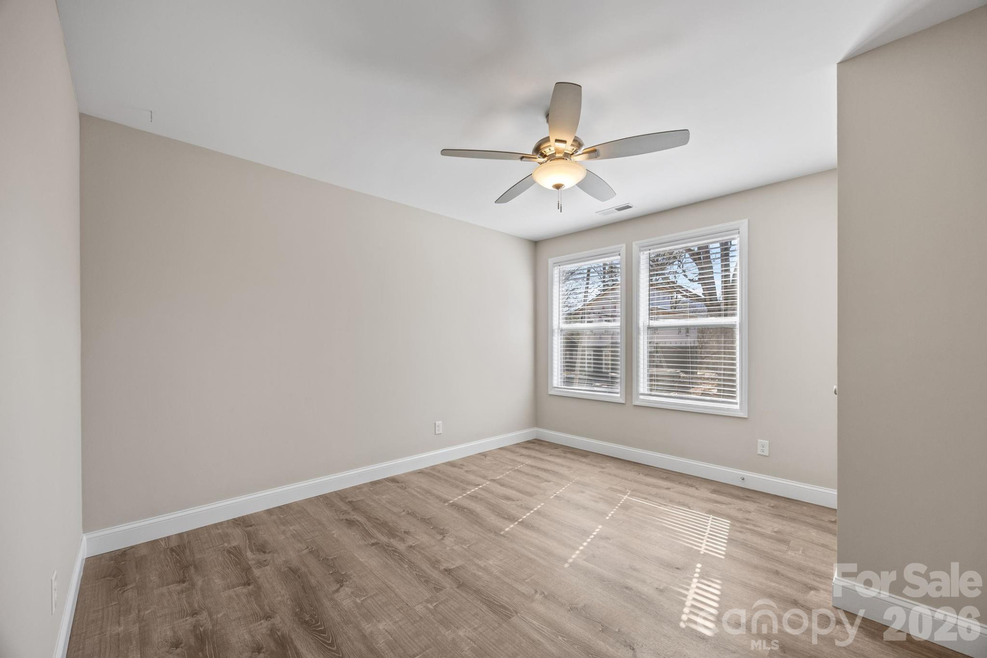 88 Winston Avenue - Photo 26