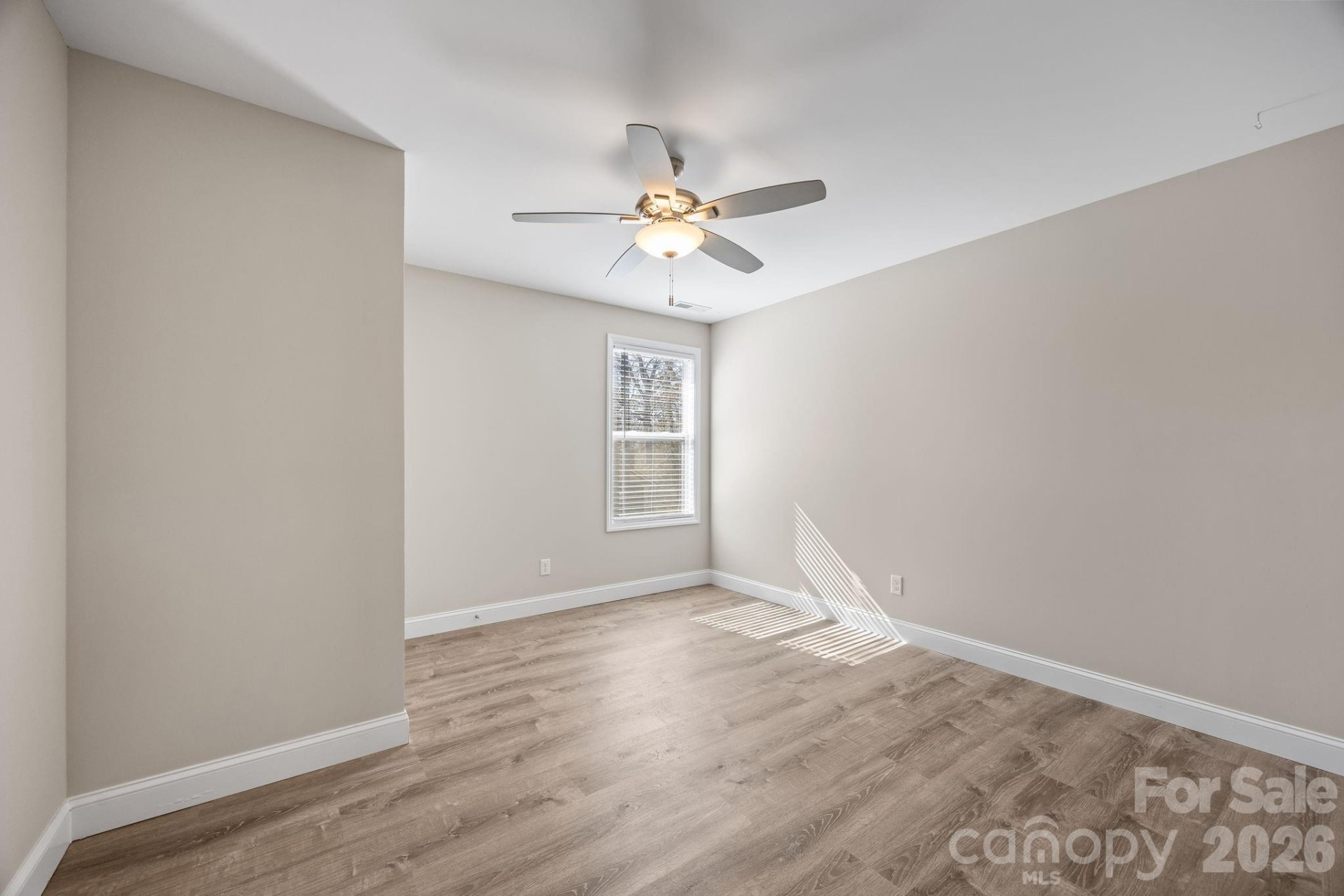 88 Winston Avenue - Photo 27