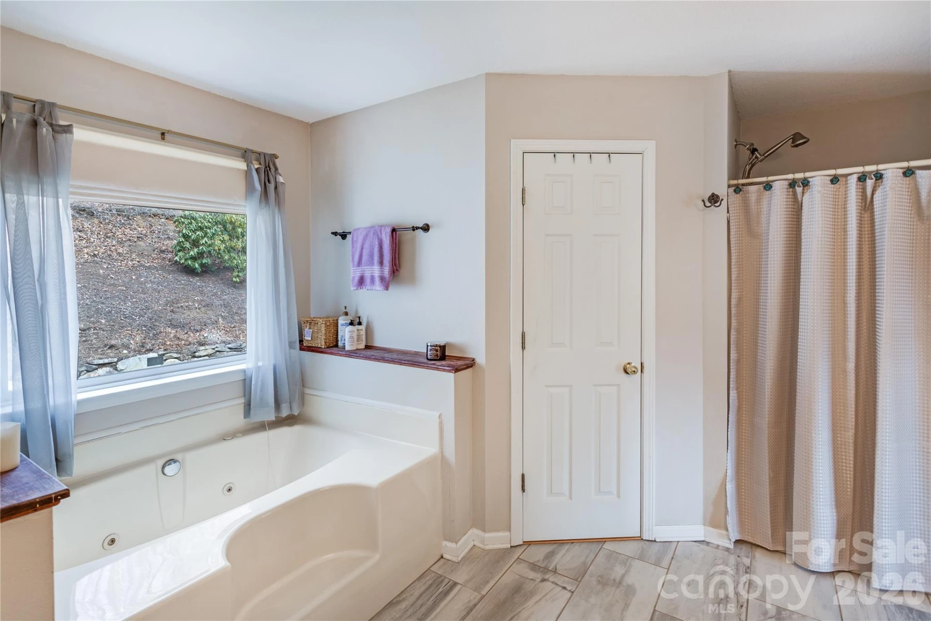 872 Mountainside Drive - Photo 18