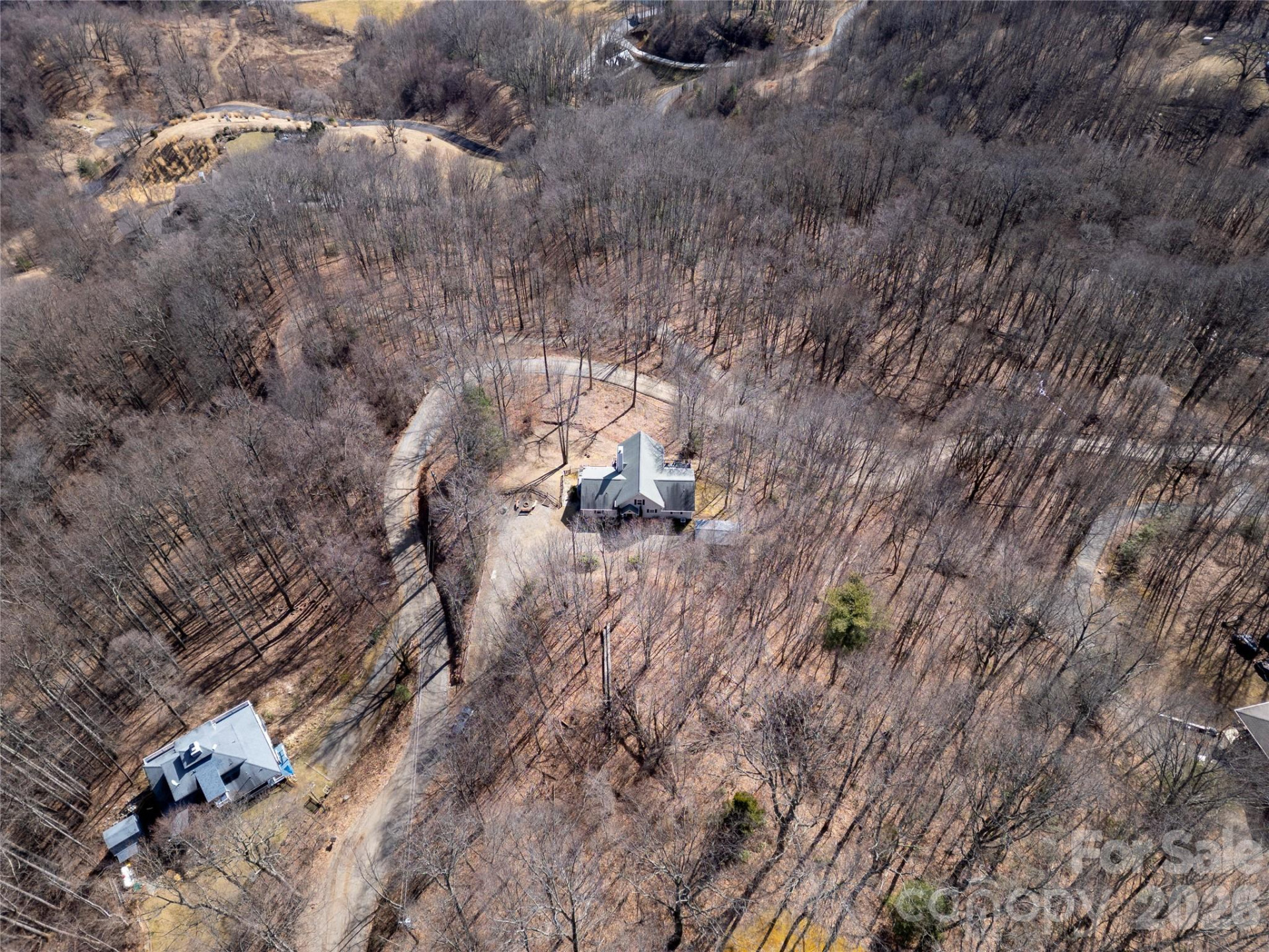 872 Mountainside Drive - Photo 6