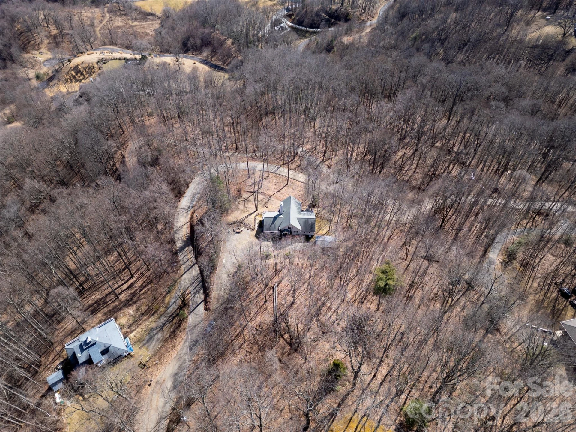872 Mountainside Drive - Photo 6
