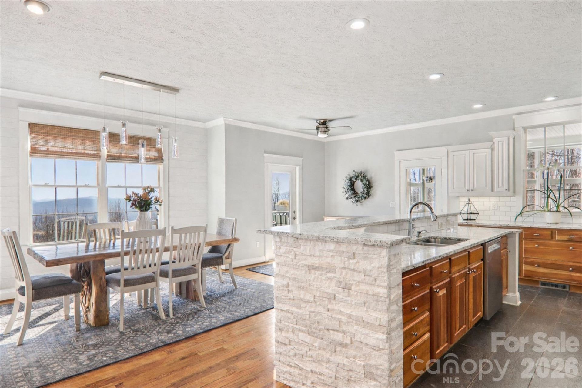 209 Rowland Drive - Photo 7