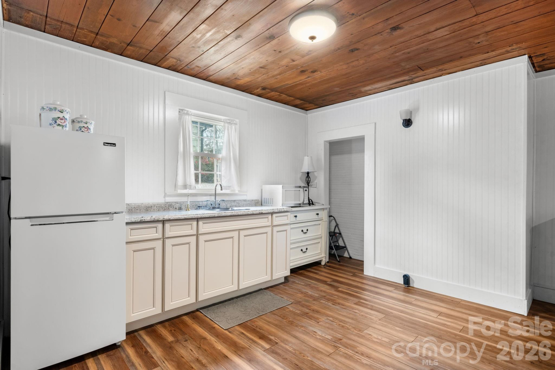 88 Lincoln Avenue - Photo 13