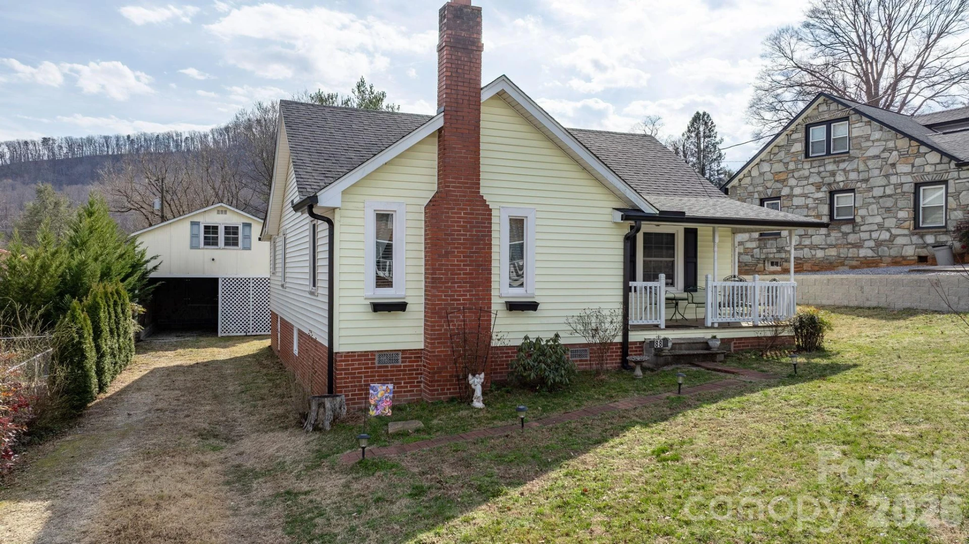 88 Lincoln Avenue - Photo 5