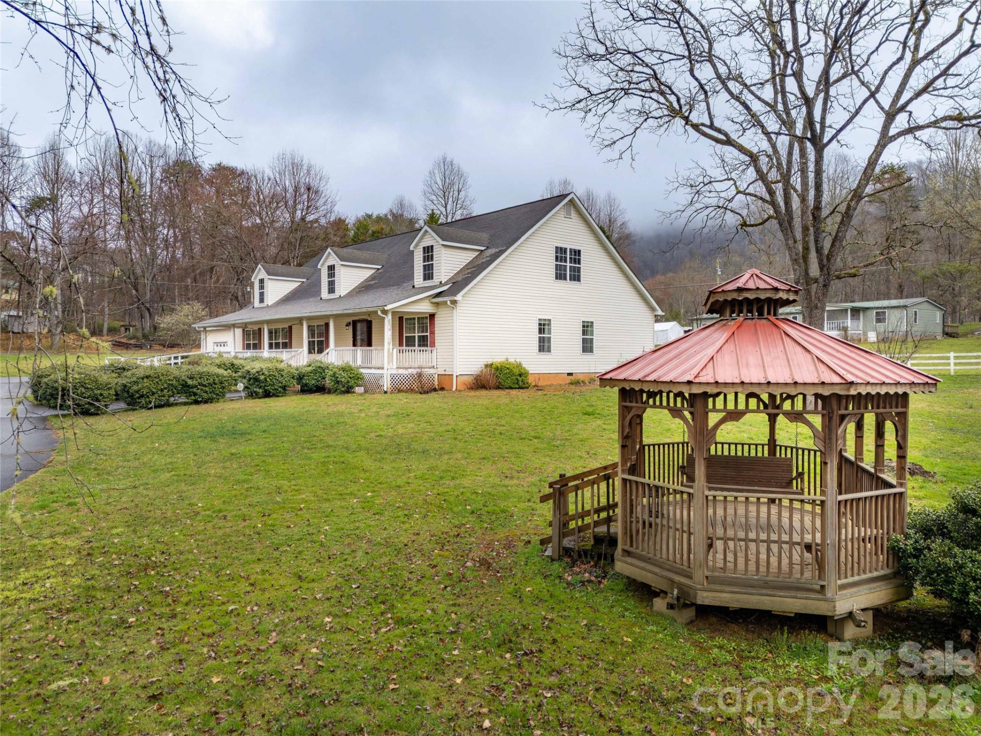 1564 Camp Creek Road - Photo 3
