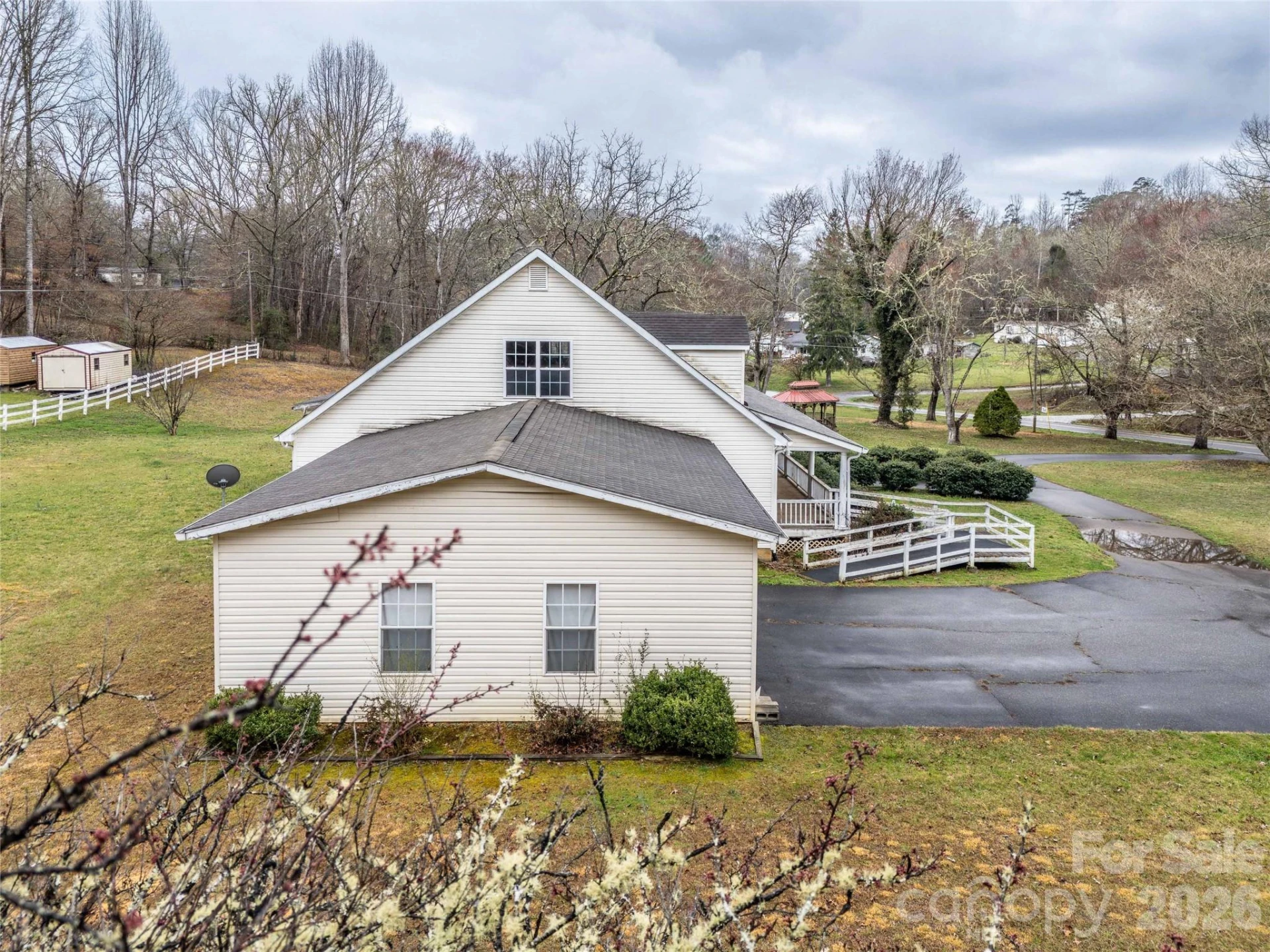 1564 Camp Creek Road - Photo 4