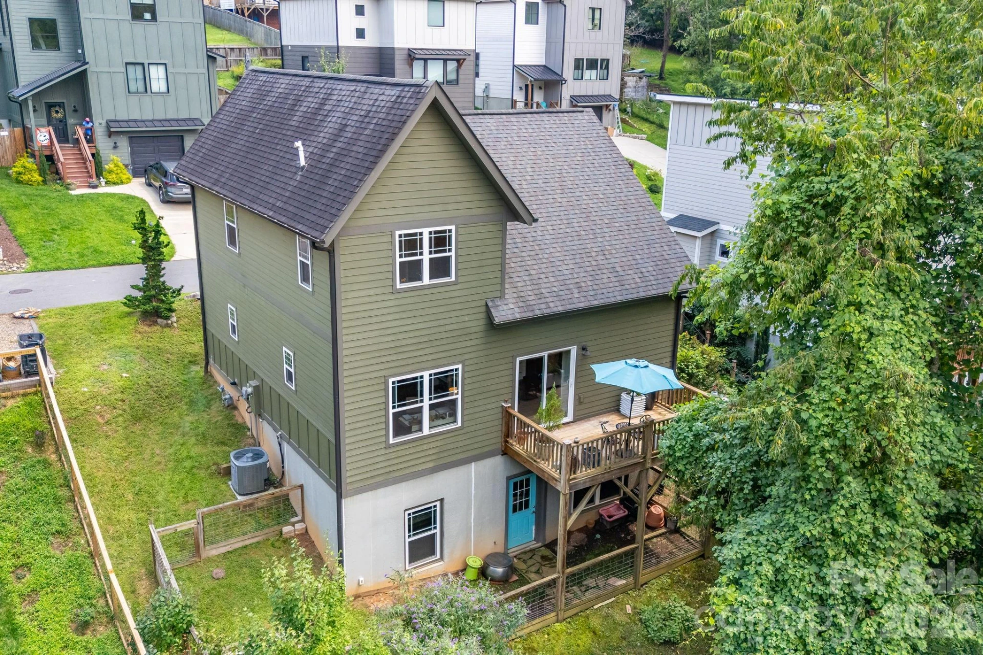 35 Emmett Lane - Photo 3