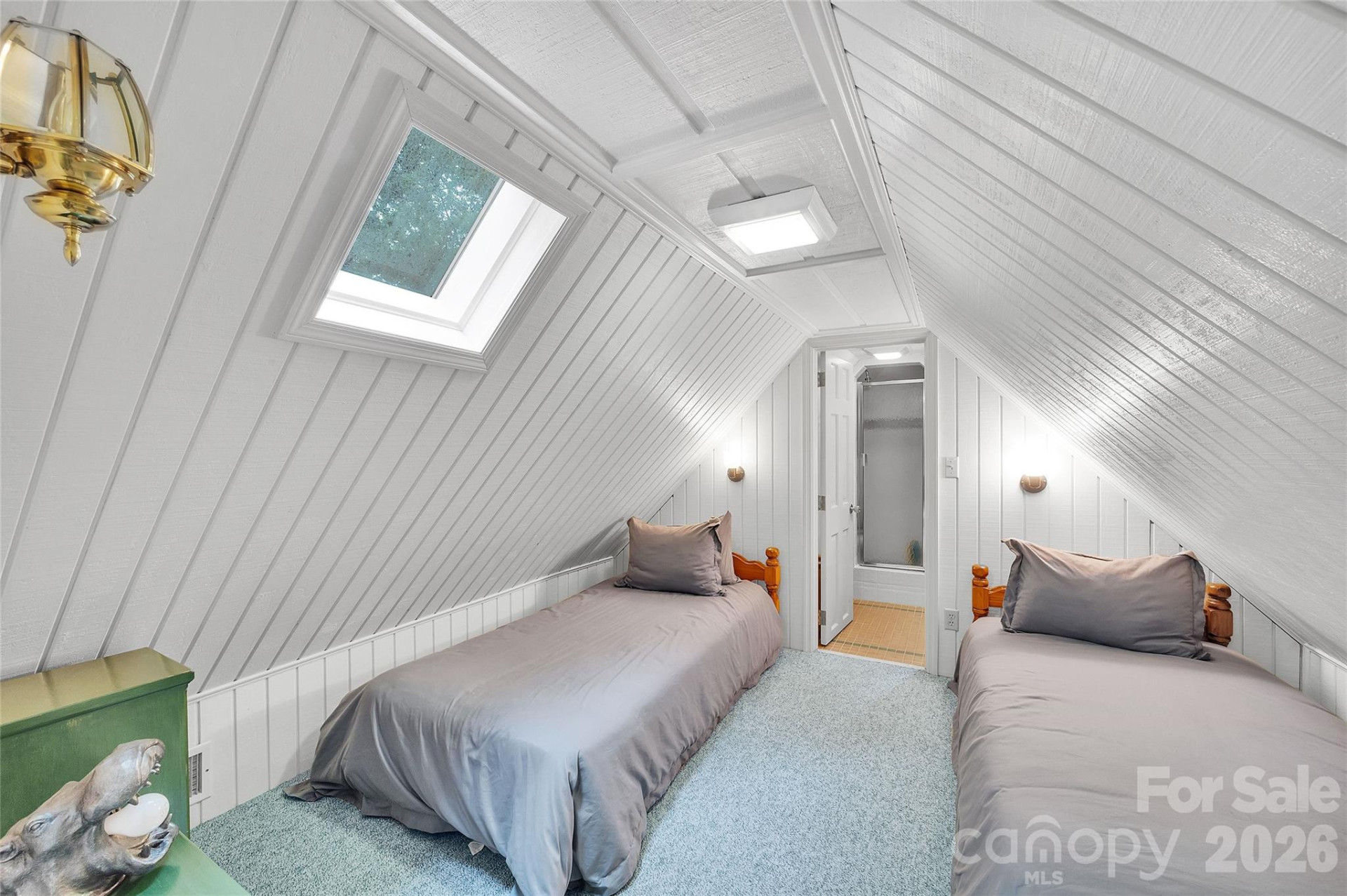 562 West Club Boulevard - Photo 21