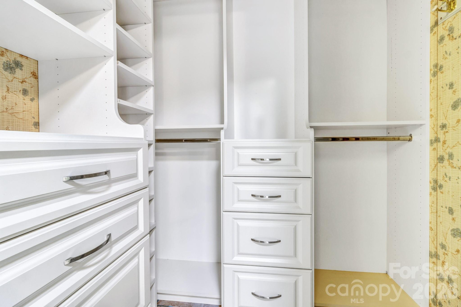 405 Deerfield Court - Photo 16