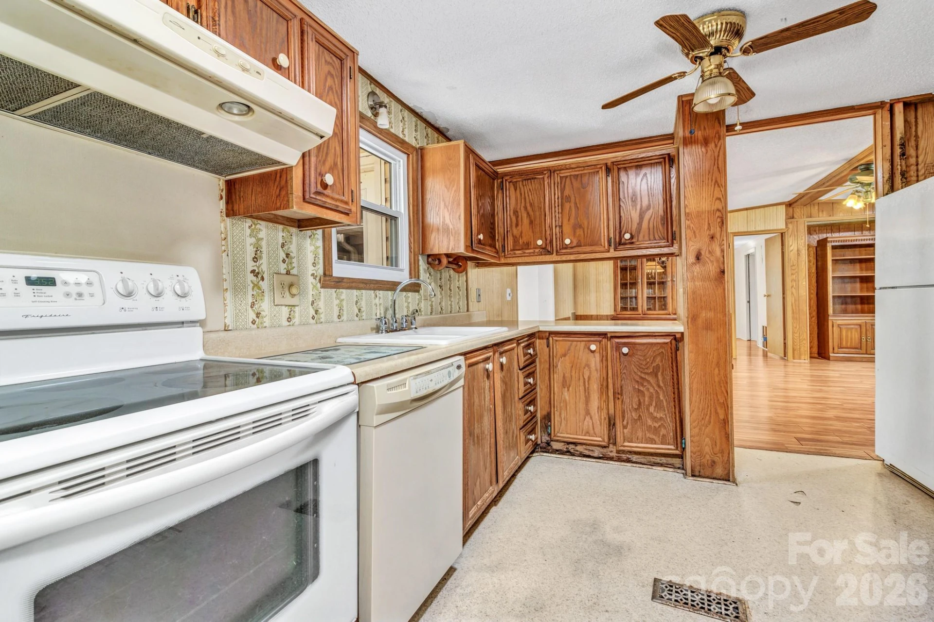 405 Deerfield Court - Photo 24