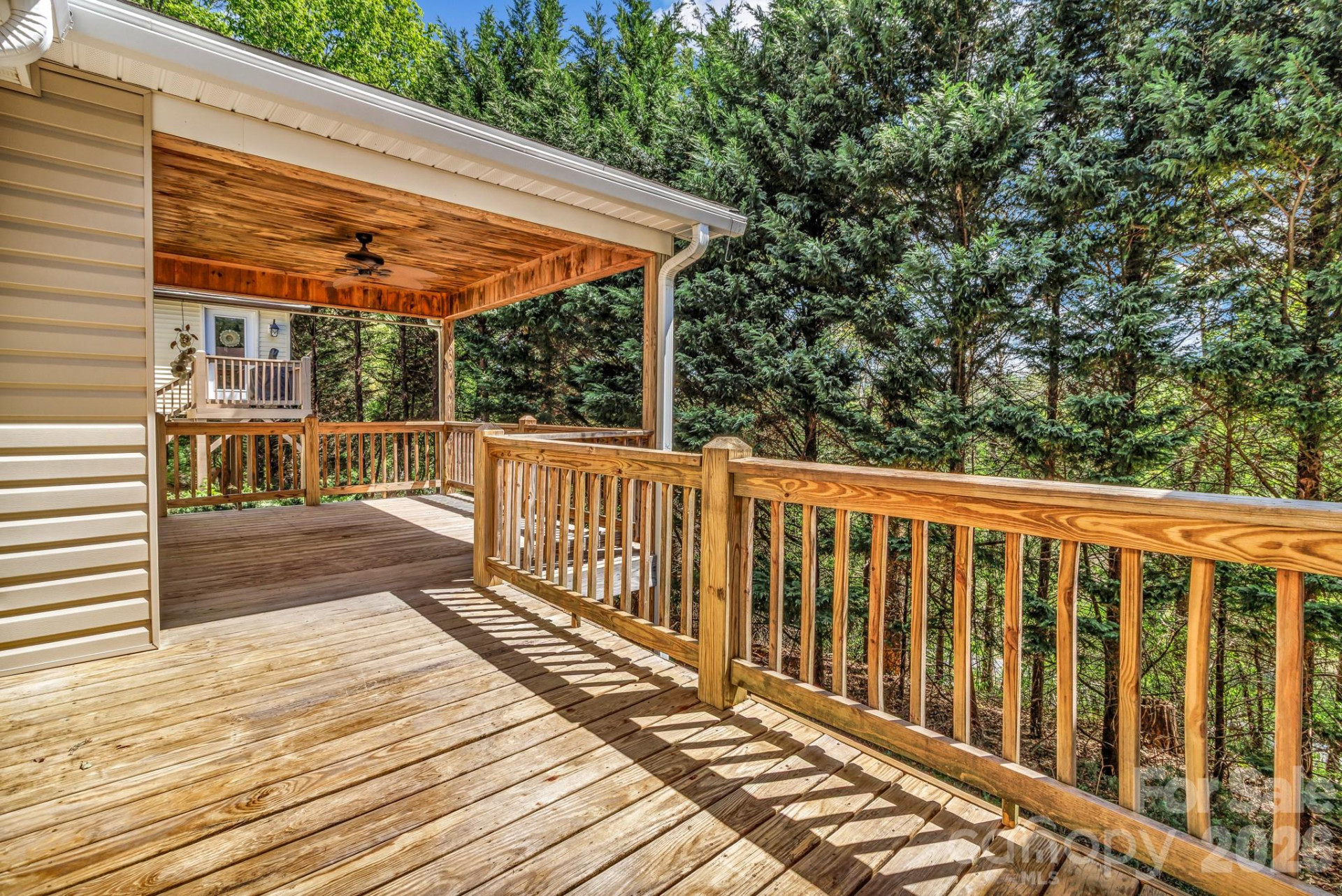 405 Deerfield Court - Photo 4