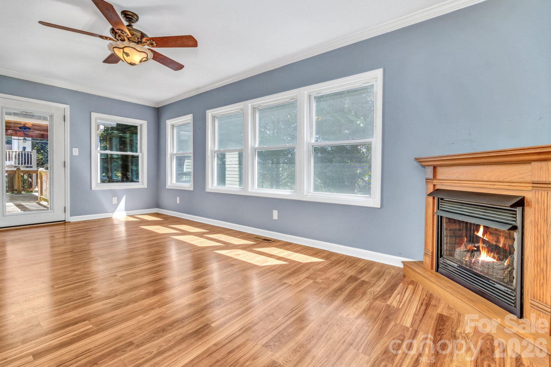 405 Deerfield Court - Photo 8