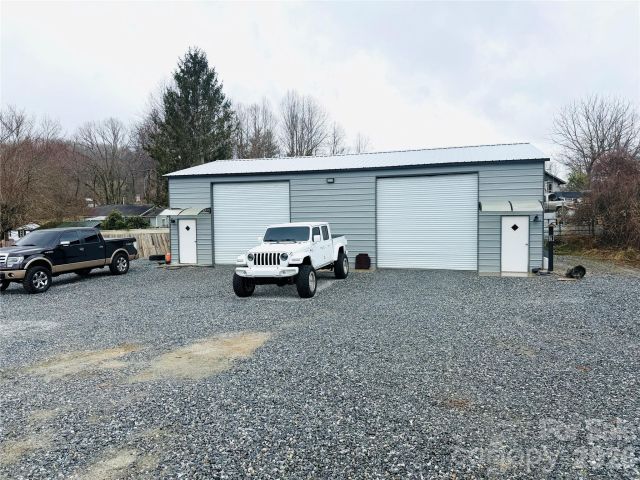 3021 Spartanburg Highway