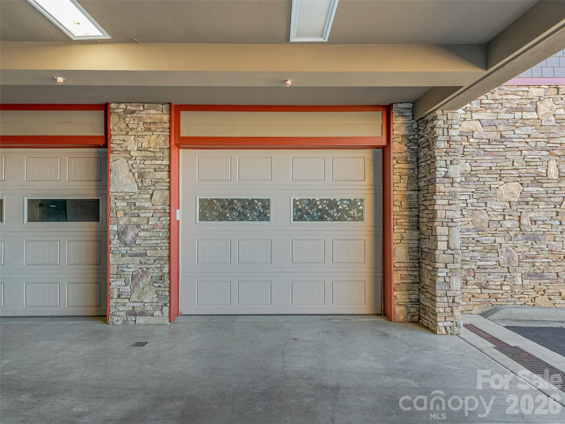 4 Chimney Crest Drive #F - Photo 22