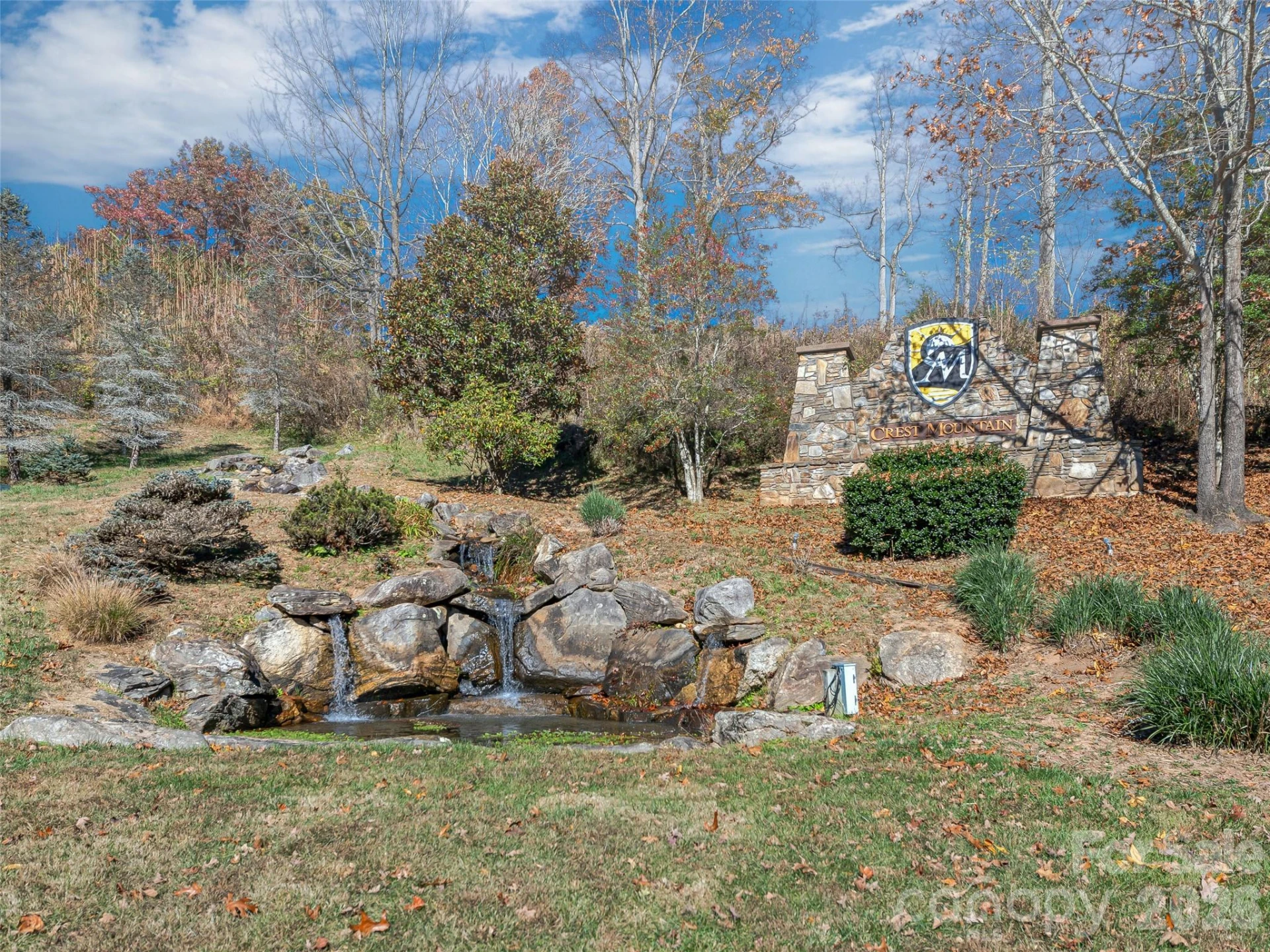4 Chimney Crest Drive #F - Photo 33