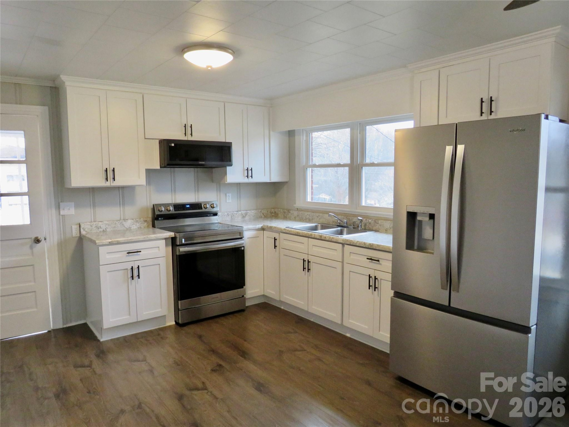 274 Georgia Street - Photo 8