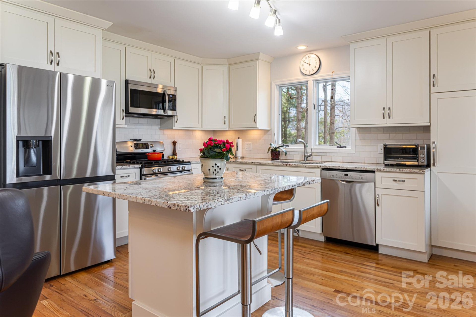 168 Skyview Circle - Photo 18