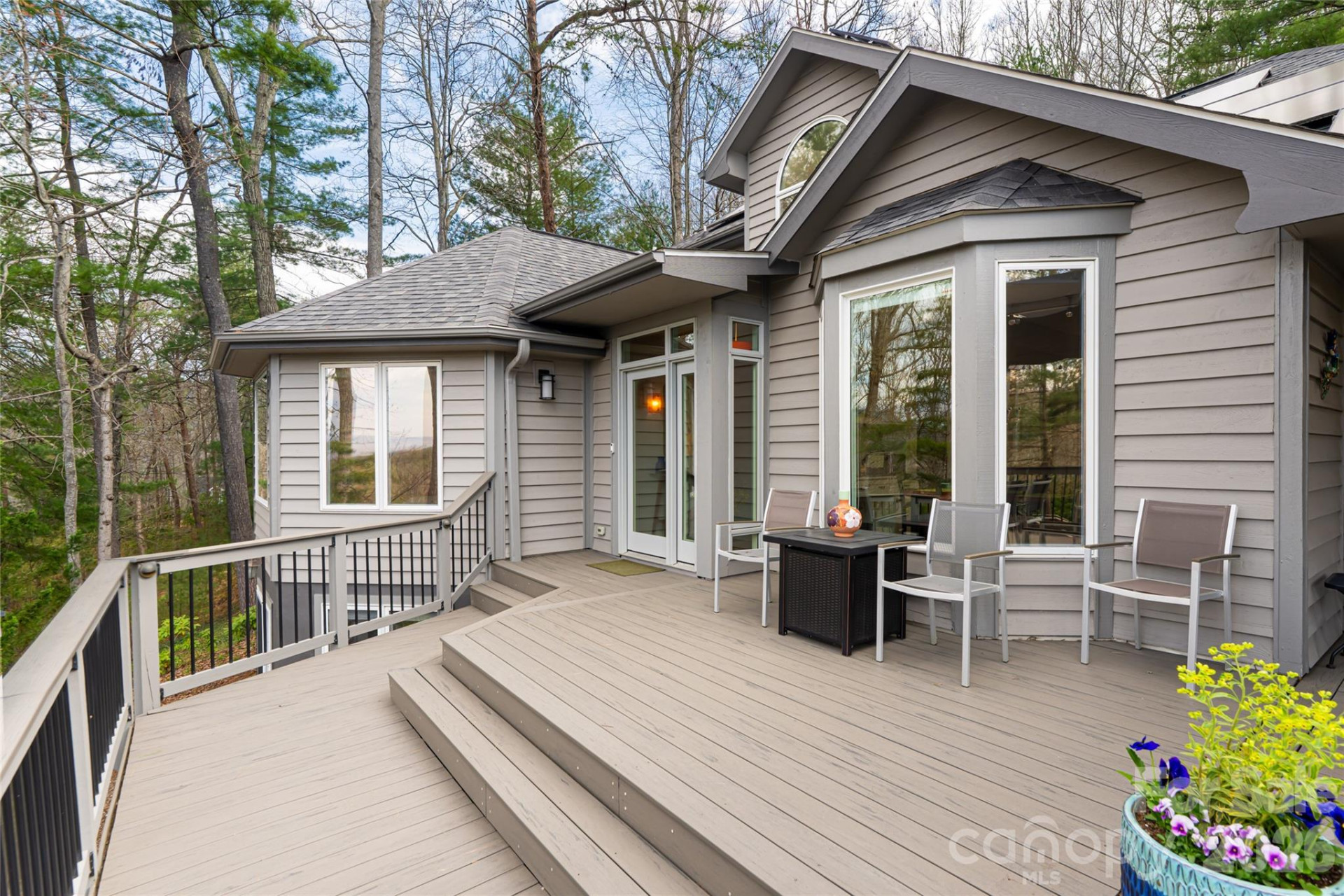 168 Skyview Circle - Photo 4