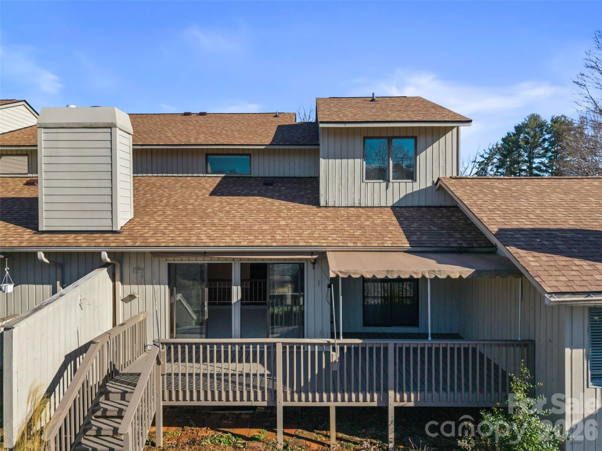 110 Deerlake Drive - Photo 4