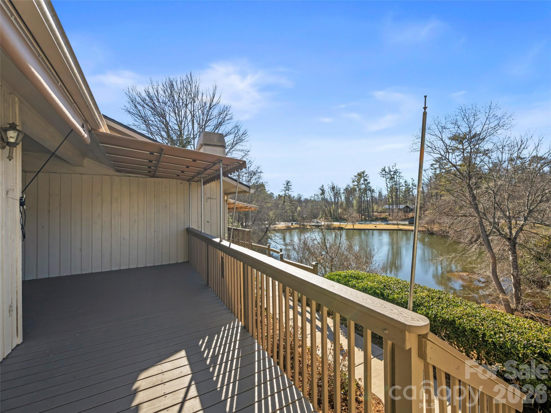 110 Deerlake Drive - Photo 5