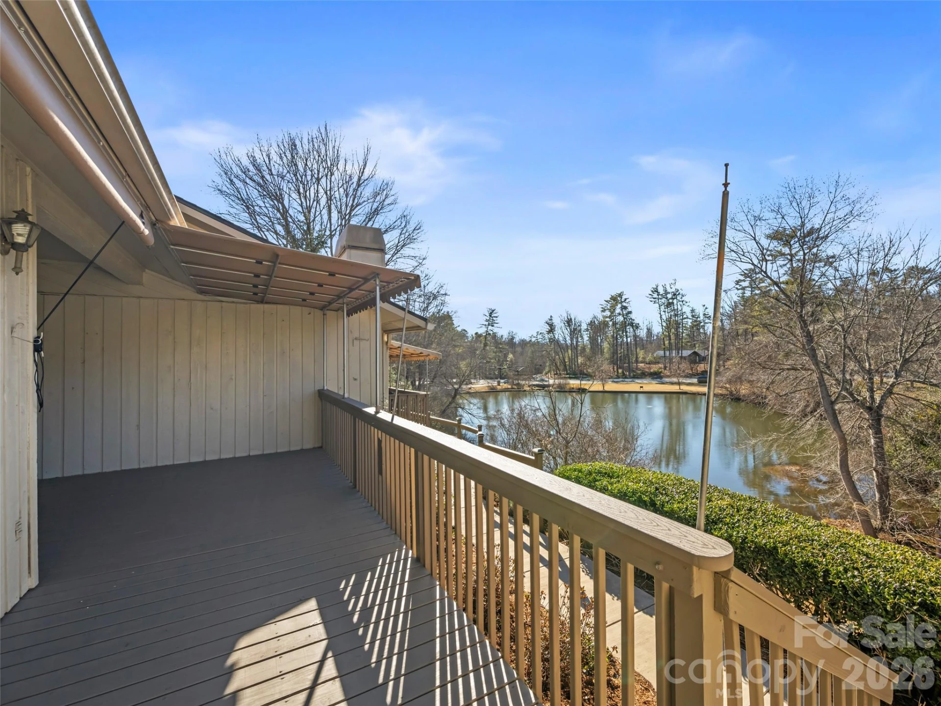 110 Deerlake Drive - Photo 5