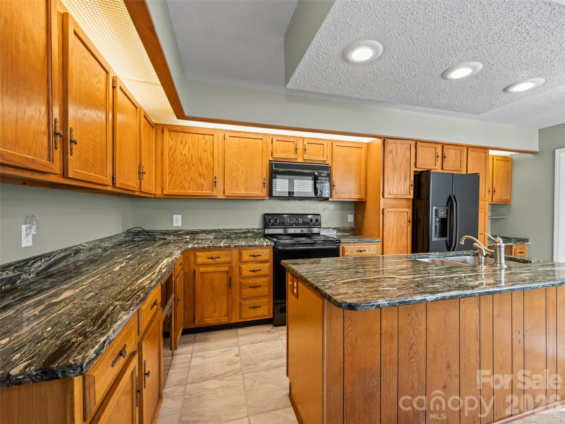 110 Deerlake Drive - Photo 7
