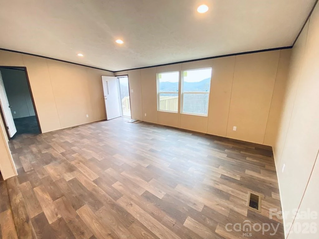 42 Nowhere Drive - Photo 9
