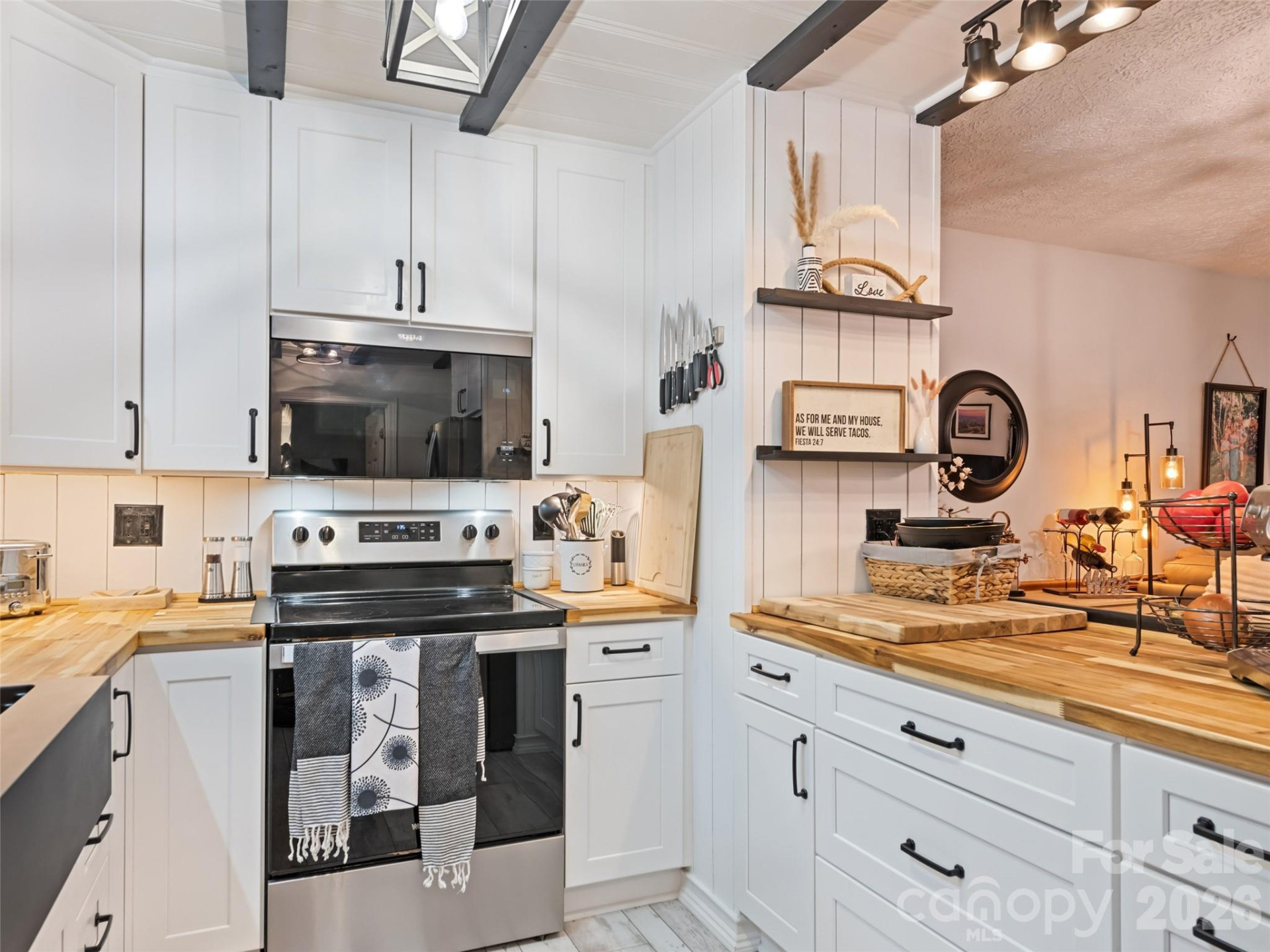 102 Sanctuary Road #B - Photo 3