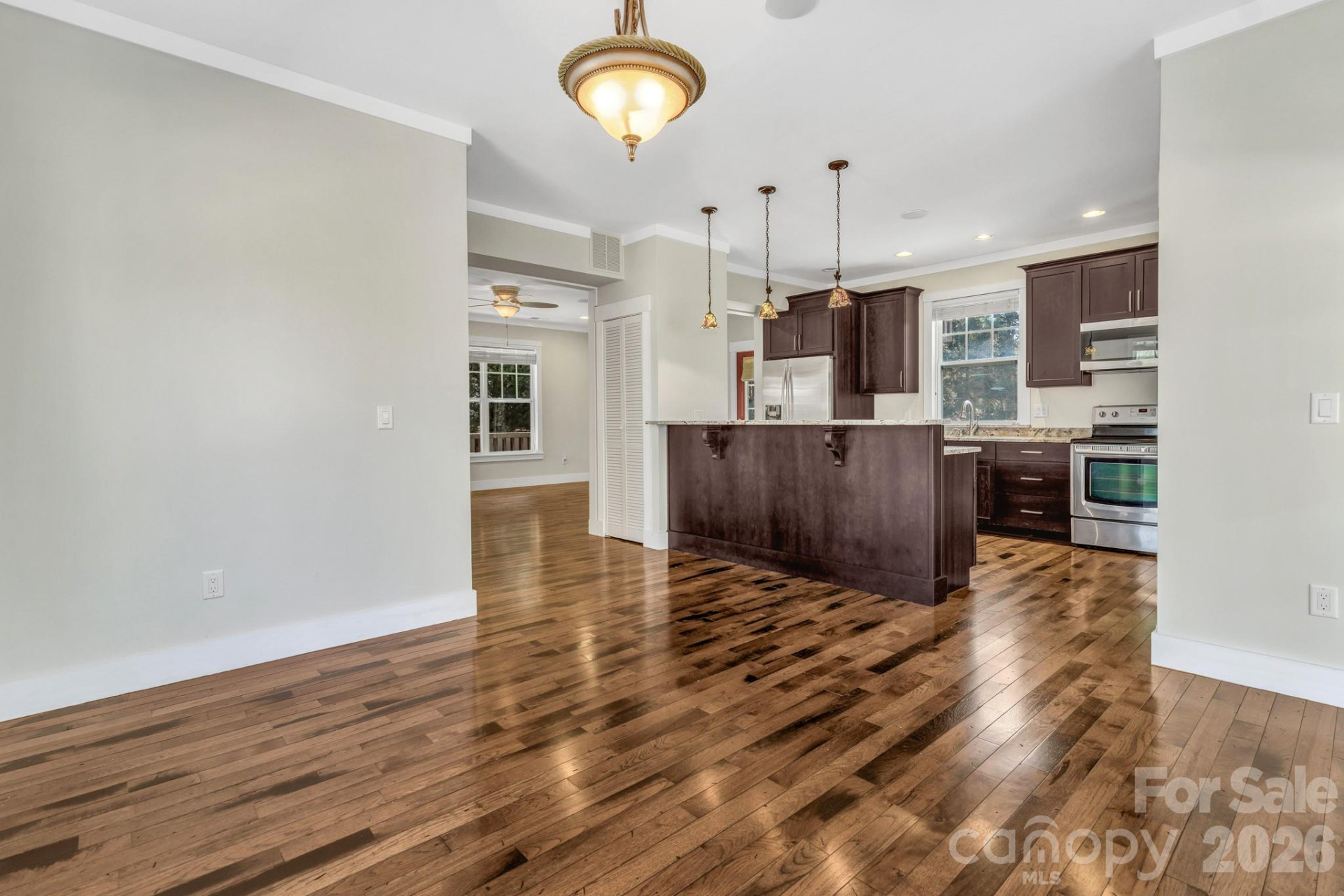 116 Unaka Avenue - Photo 16