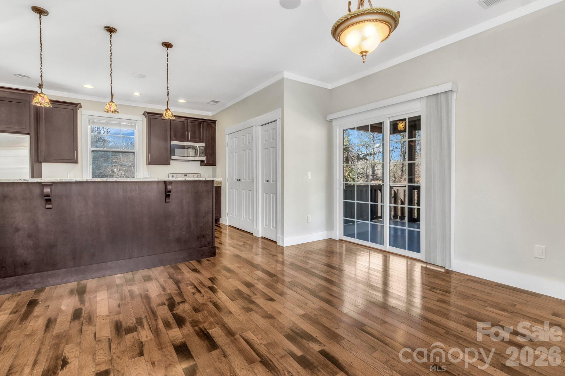 116 Unaka Avenue - Photo 17