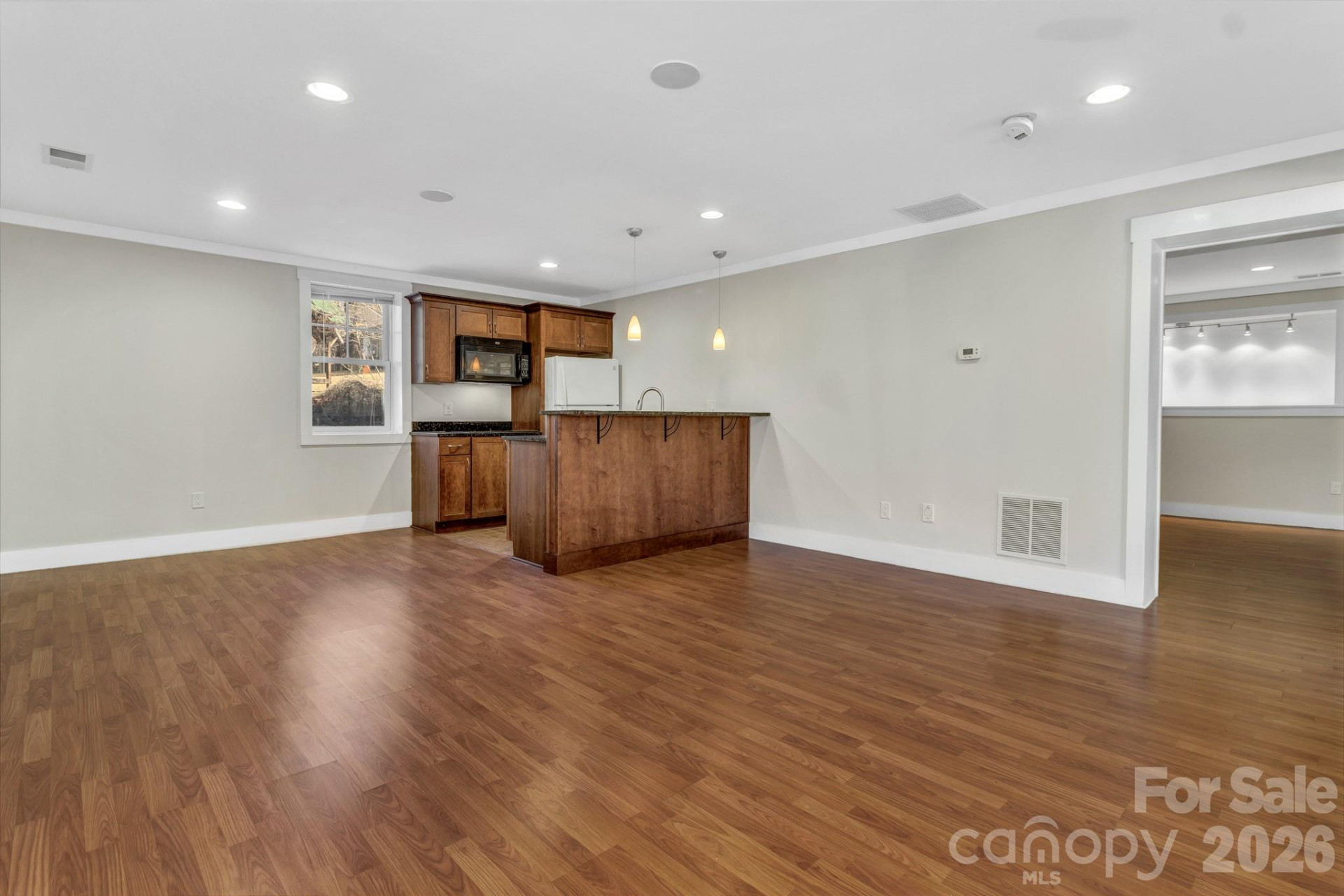 116 Unaka Avenue - Photo 41