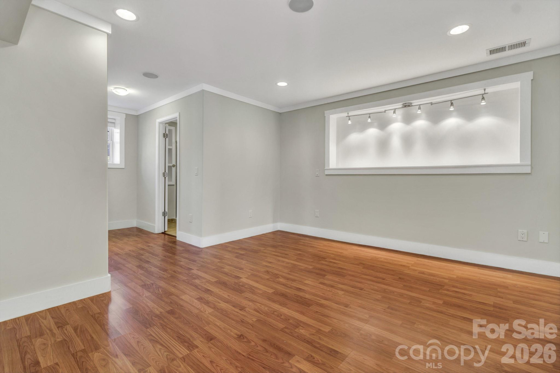 116 Unaka Avenue - Photo 43