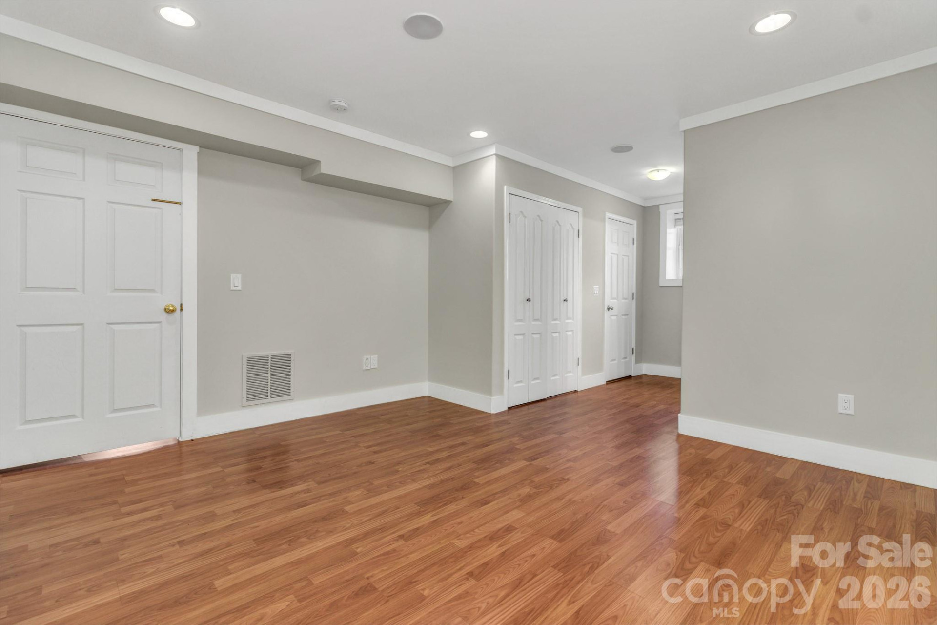116 Unaka Avenue - Photo 44