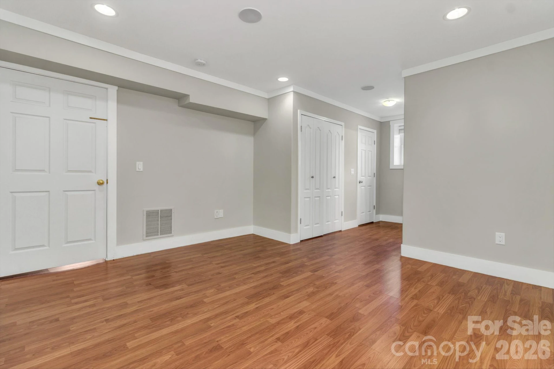 116 Unaka Avenue - Photo 44
