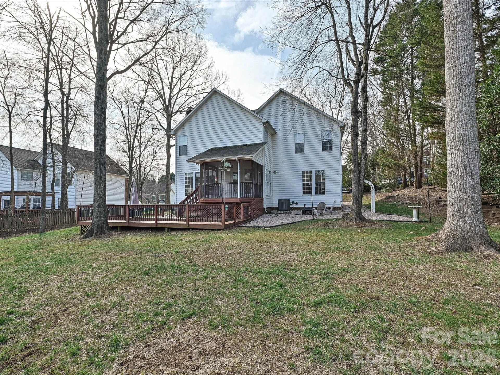 9027 Tayside Court - Photo 40