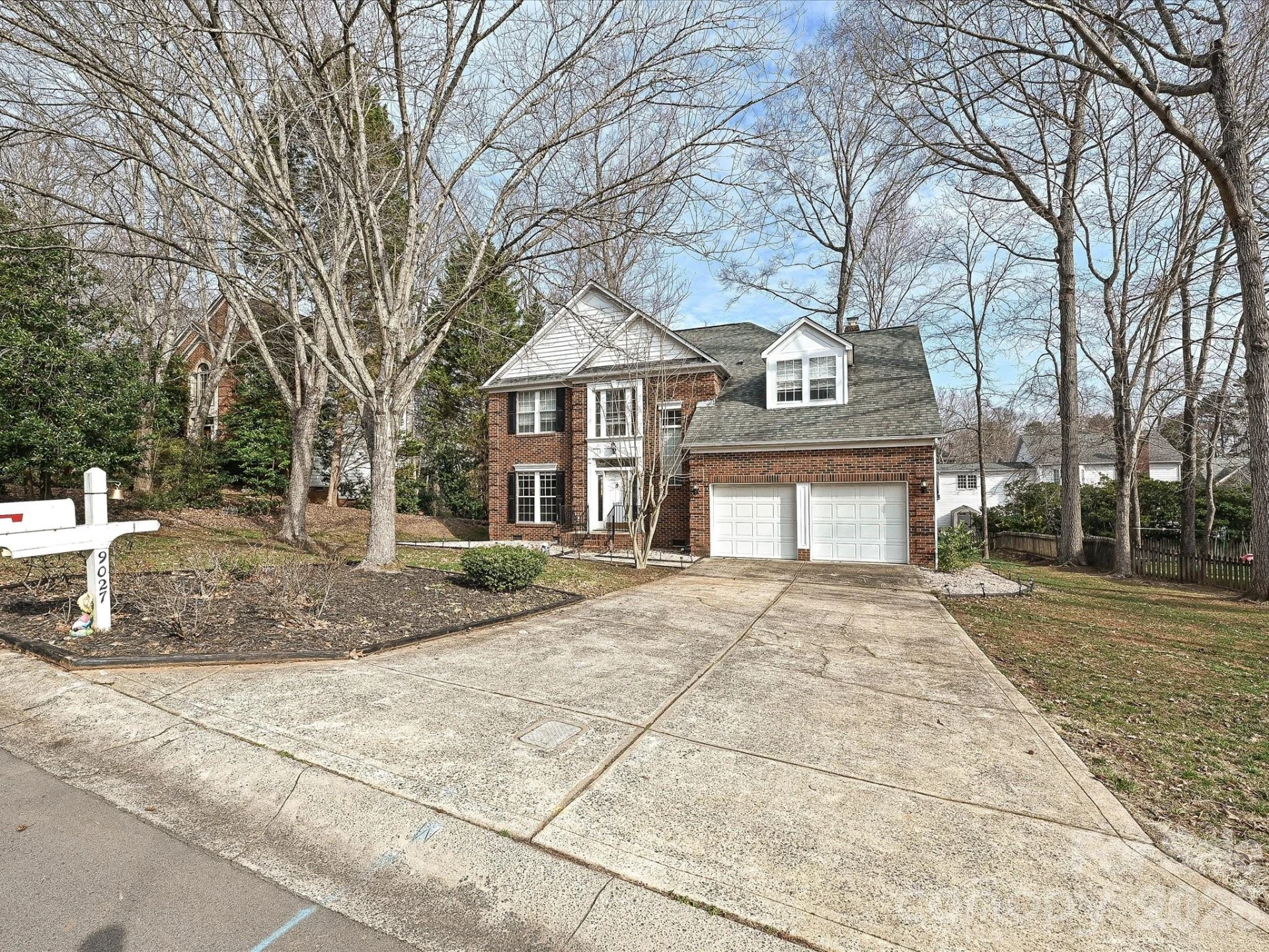 9027 Tayside Court - Photo 41