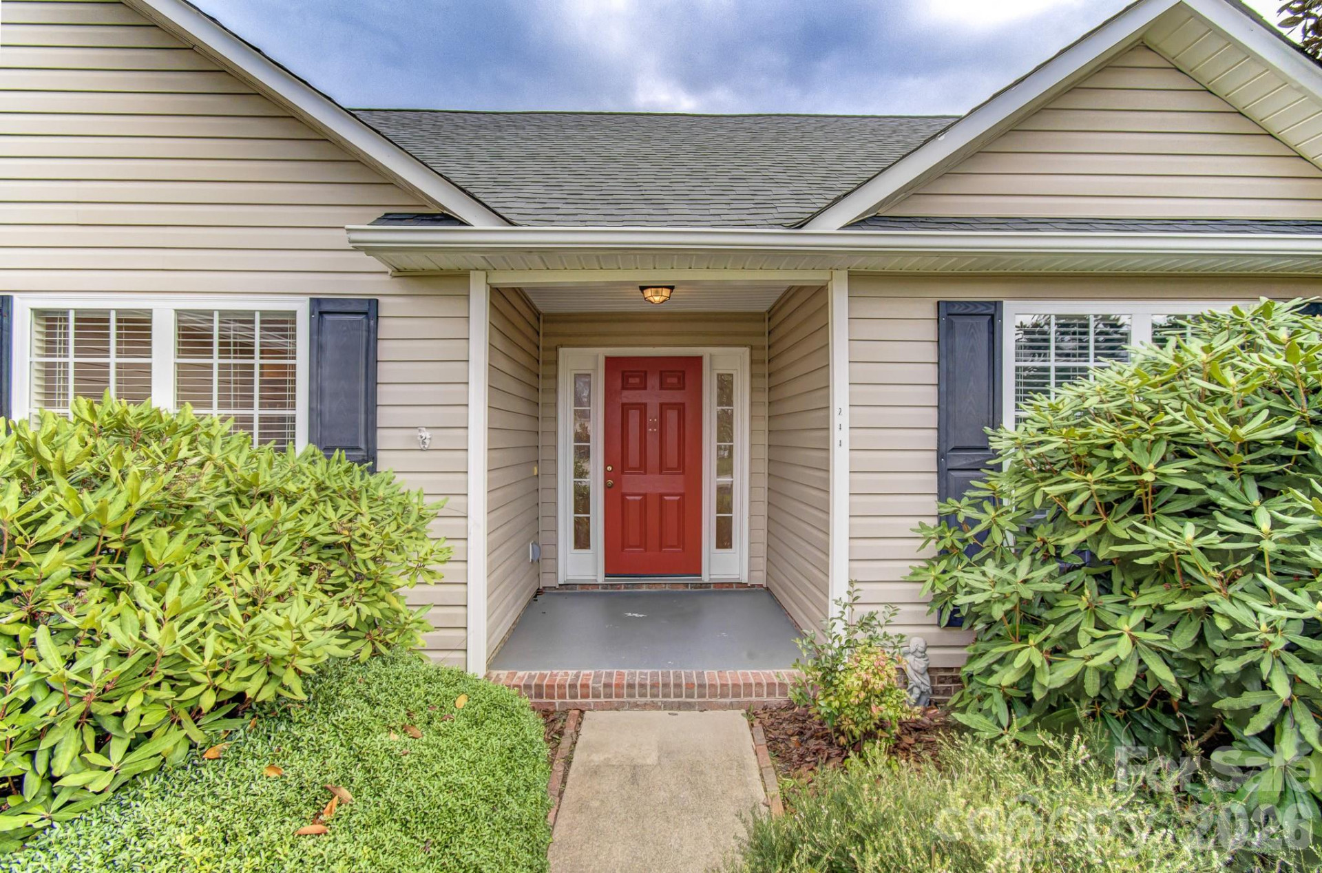 244 Running Briar Road - Photo 4