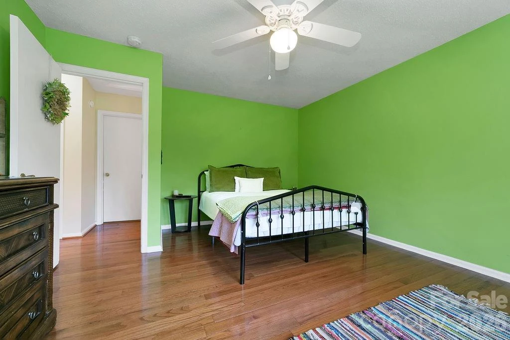 17 Resada Drive - Photo 12