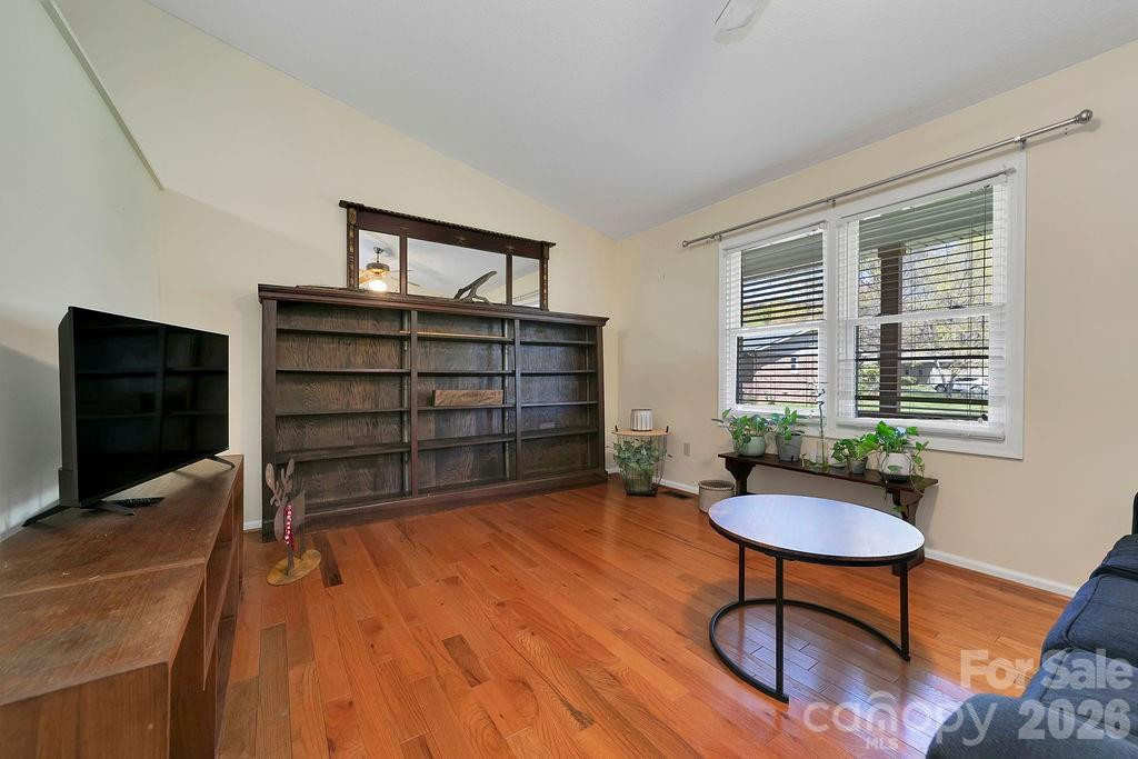 17 Resada Drive - Photo 7