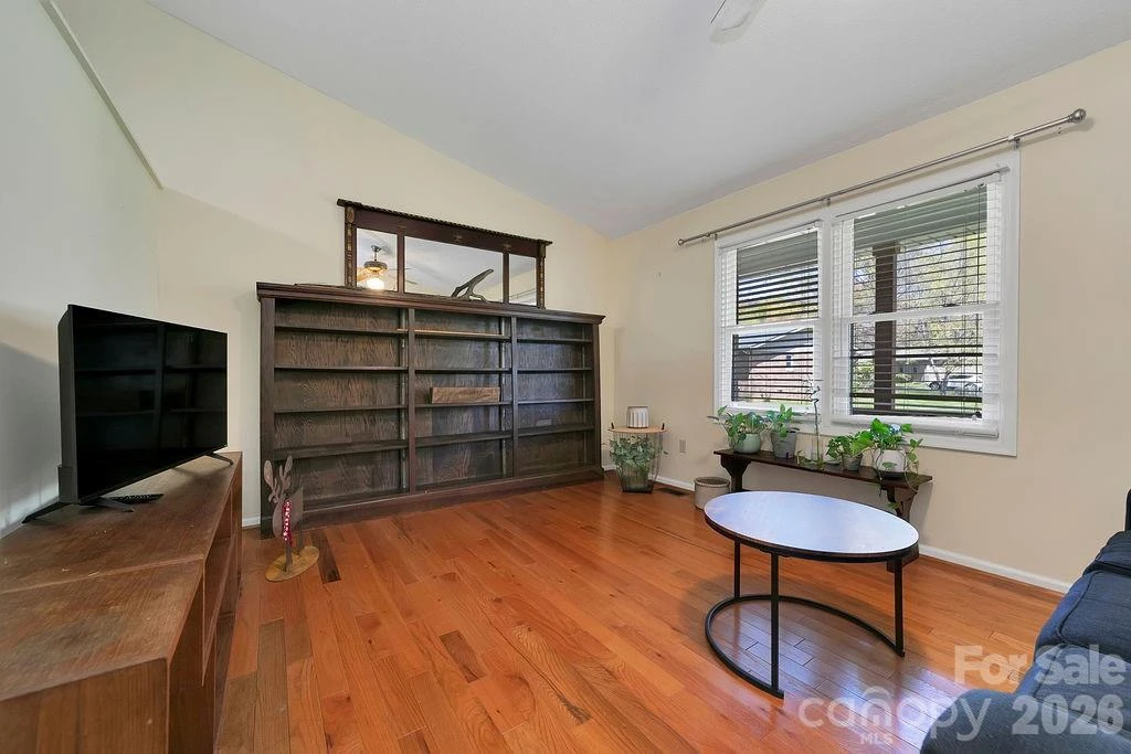 17 Resada Drive - Photo 7