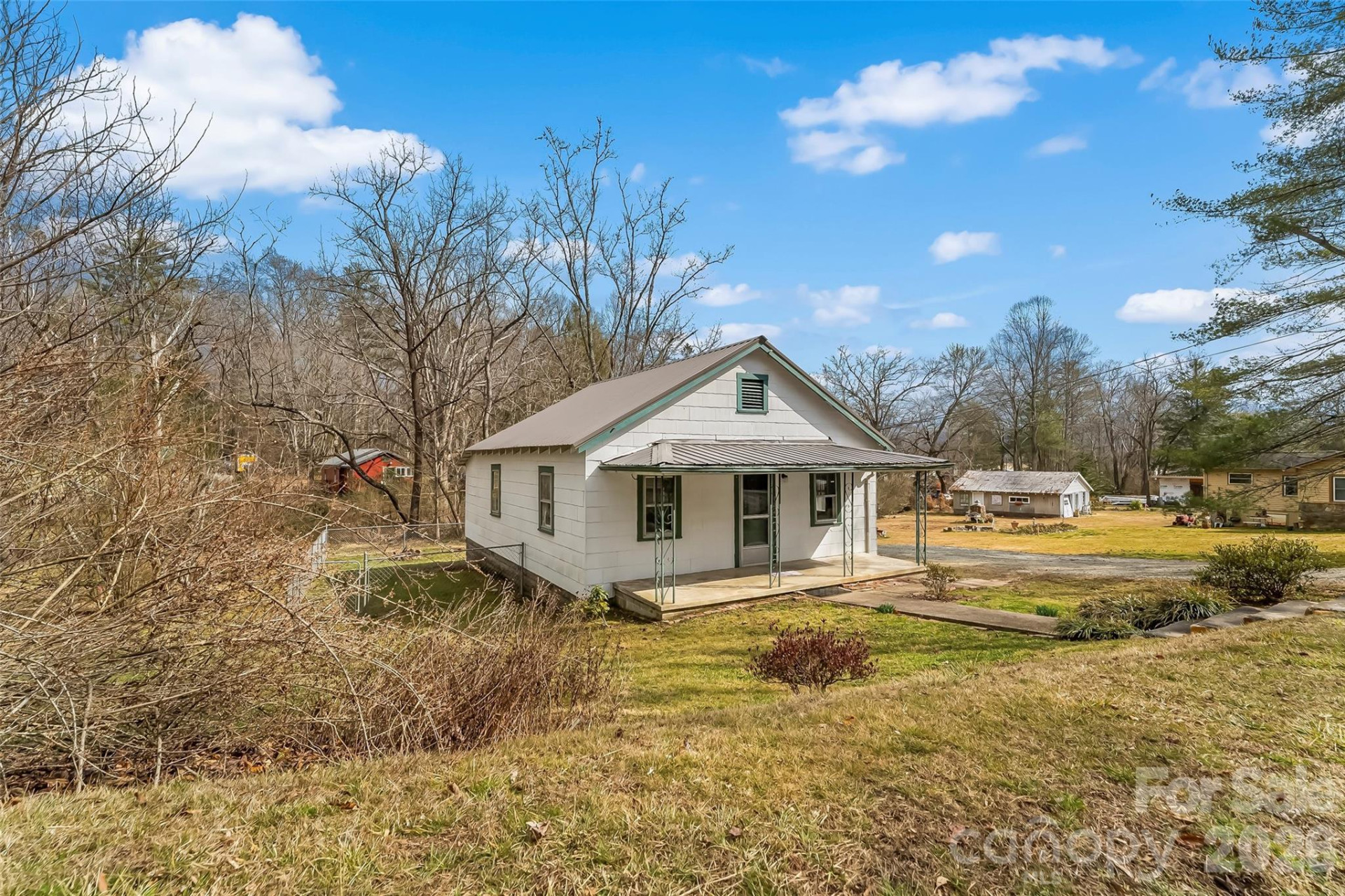 102 Rhododendron Drive - Photo 2